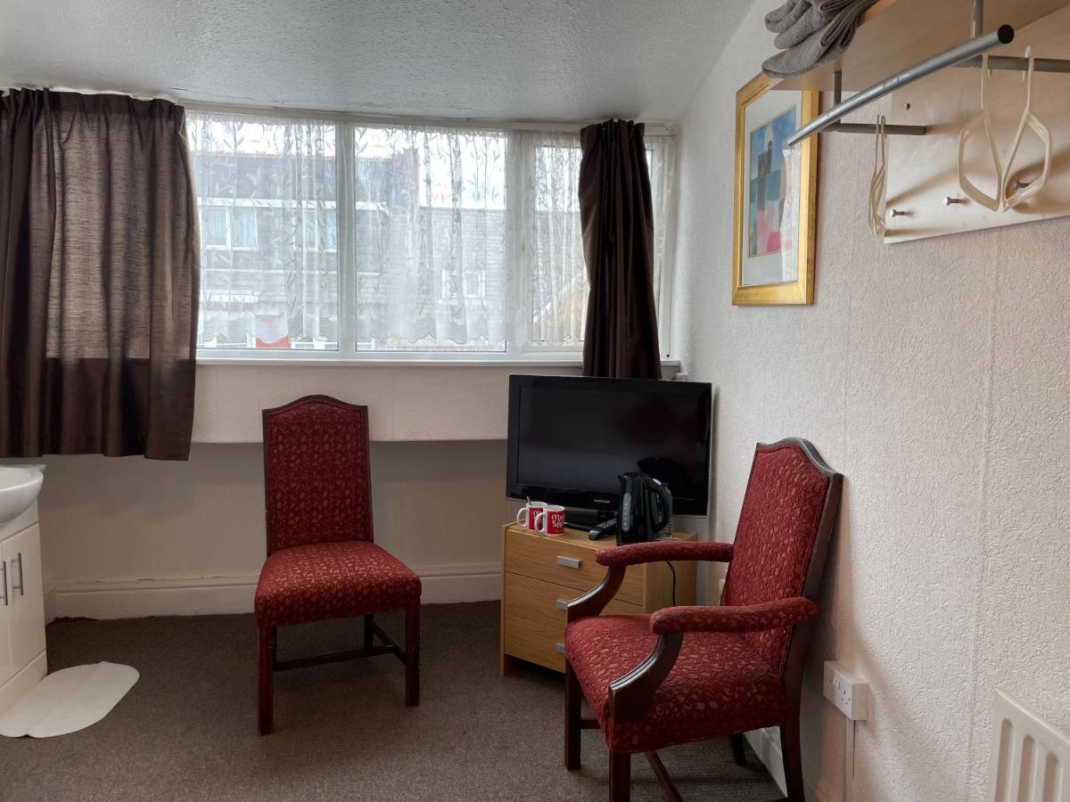 The Jewel Of The Sea Bed and Breakfast Blackpool Exterior foto